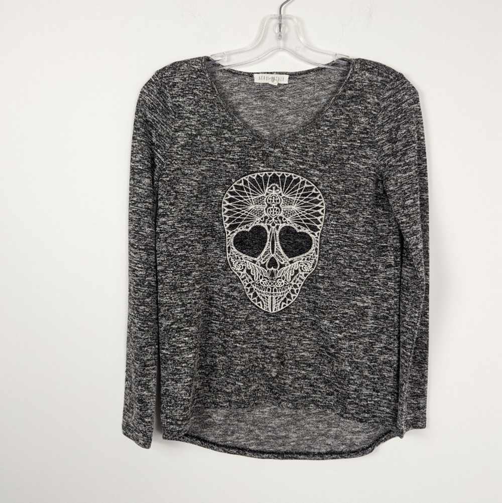 Aéropostale Women's Long Sleeve Skull Graphic Tee - Heathered Charcoal, Size XS